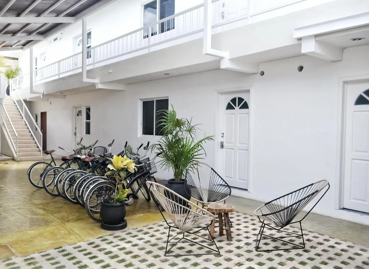 Freelance Hostel Tulum