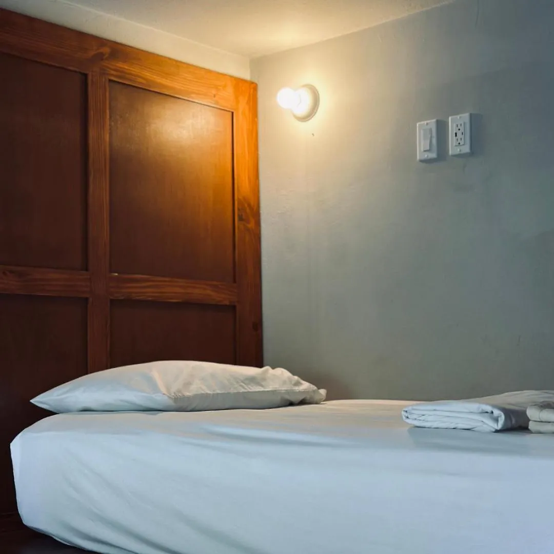 Guest house Freelance Hostel Tulum