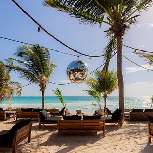 https://casa-gitano.quintano-roohotels.com